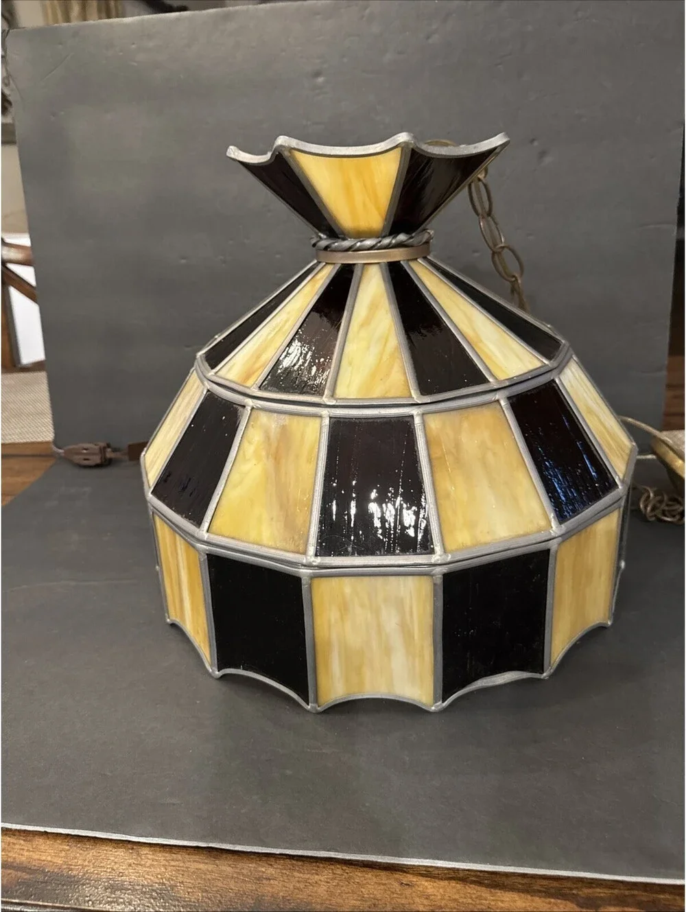 Vtg Stained Glass Lamp Shade Amber & Caramel Glass Slag Panels MCM 17” W X 14” H